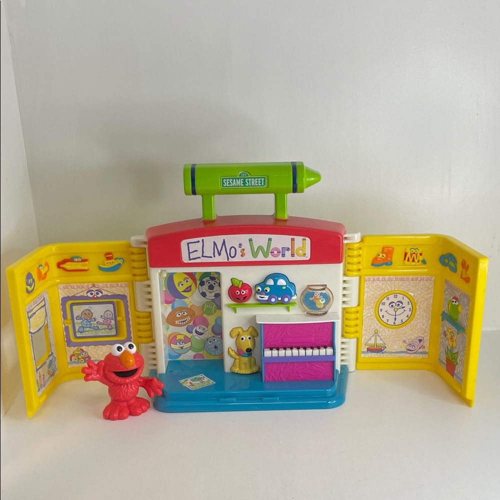 Sesame Street Elmo's World Talking Playset Rare Vintage Kids Toy w Elmo Figure